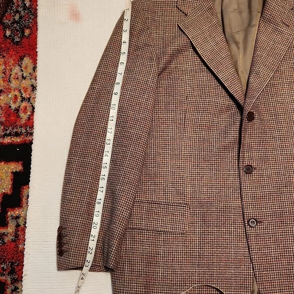 Luciano Barbera wool and made  in Italy Houndstooth single breasted blazer 44R